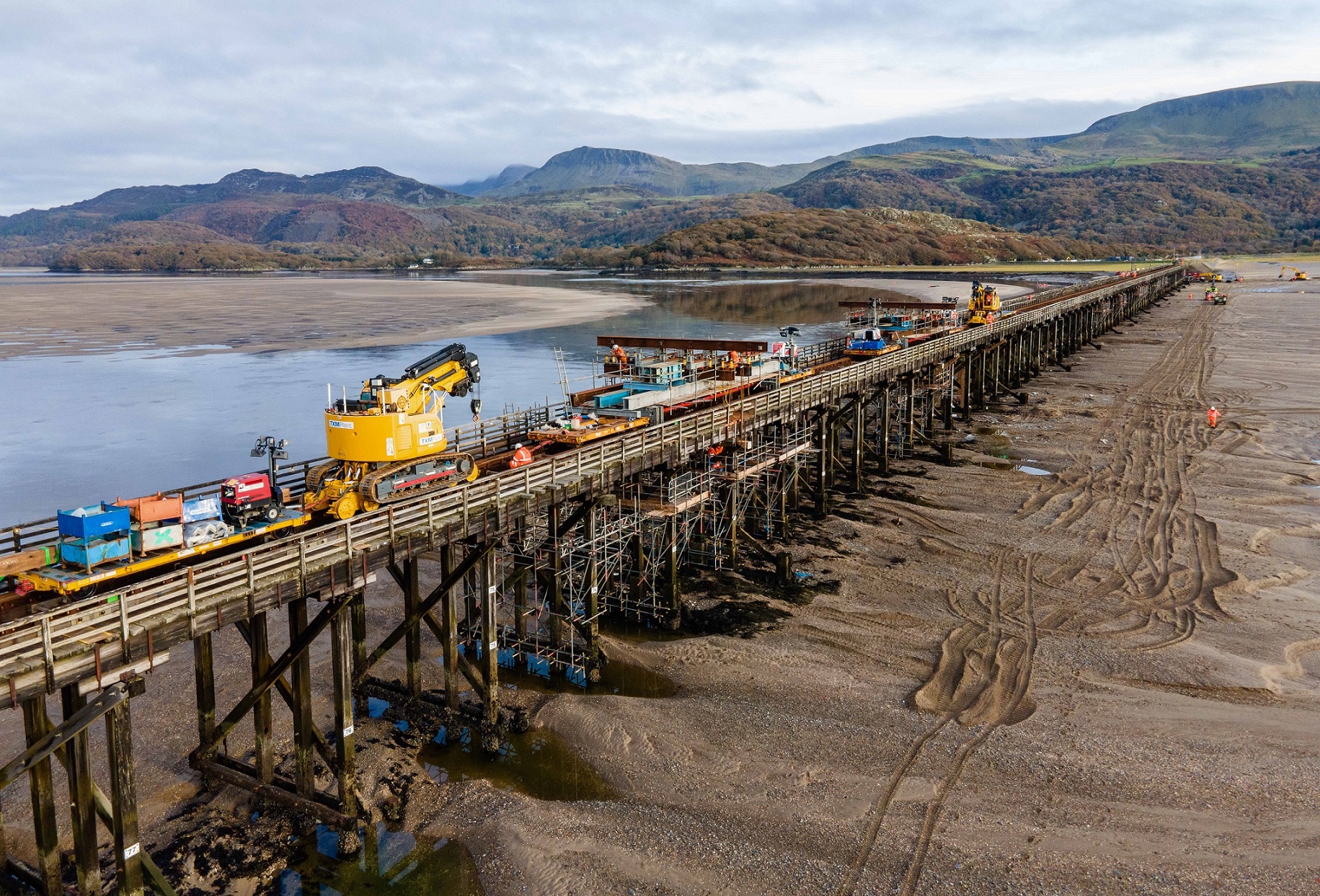 MH International barmouth rail bridge