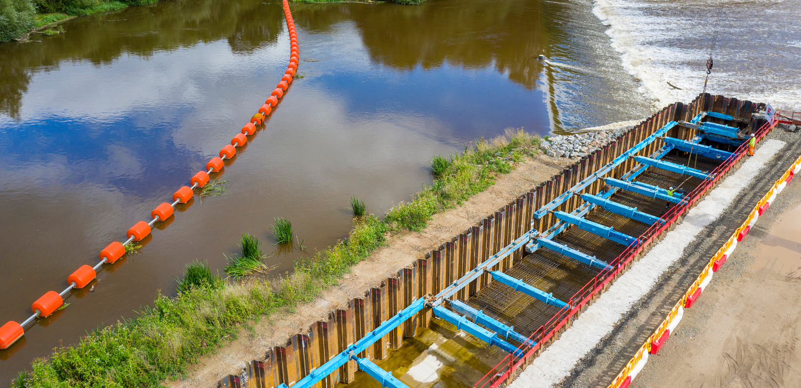River severn site with cofferdam