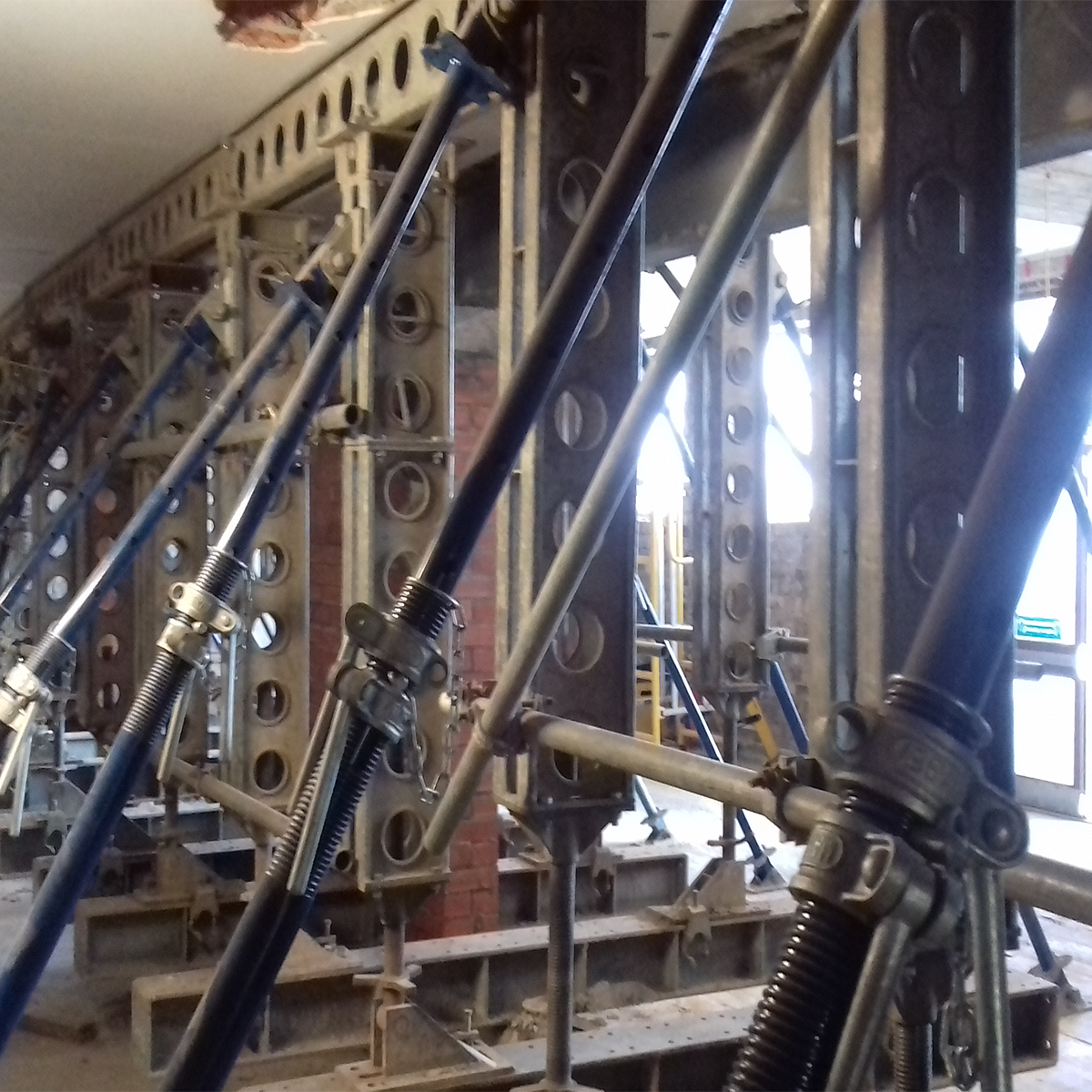 MH International adjustable prop on site