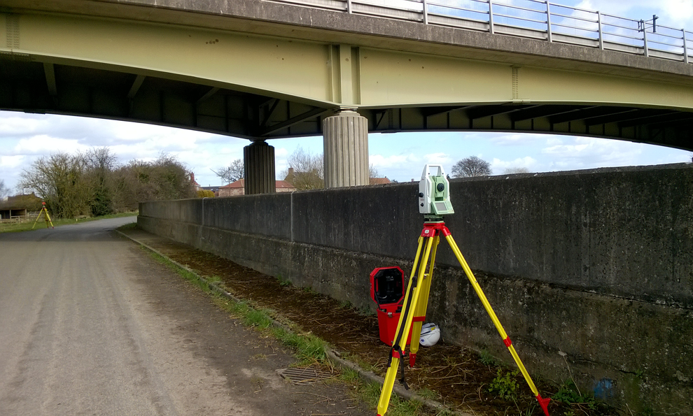highways monitoring using total station